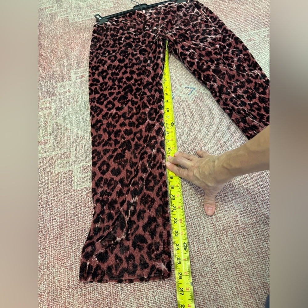 J.Crew Pull-On Easy Pant in Rose Leopard Velvet size 8 - Picture 9 of 12
